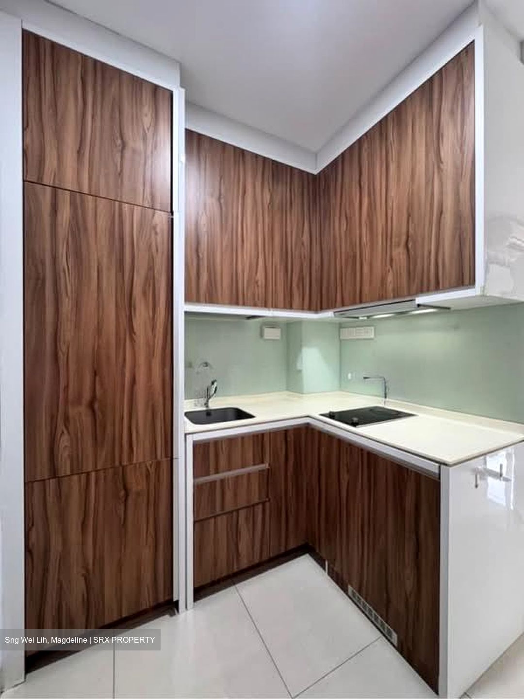 The Water Edge (D14), Apartment #582348541
